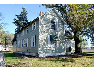 Property photo 5 - REAL ESTATE AUCTION - 7 ACRE FARMSTEAD OFFERED IN 2 TRACTS OR COMBINATION IN EASTERN ALLEN COUNTY